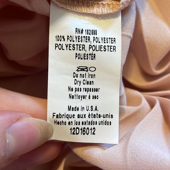 Delfi Collective Monica Pleated Cold Shoulder Midi Dress - Picture 7 of 8